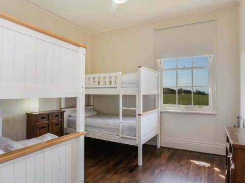 Yamba Pilot Cottage 1 - Pets Welcome - Close To Beach - Melbourne Tourism 3