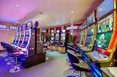 Yandina Hotel - Melbourne Tourism 3