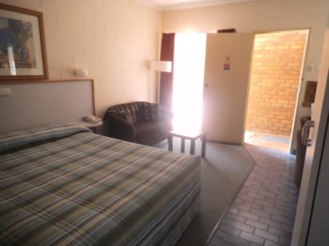 Yarragon Motel - Melbourne Tourism 2