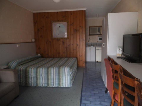 Yarragon Motel - Melbourne Tourism 3