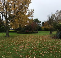 Yarragon Dairy Family Room - Melbourne Tourism