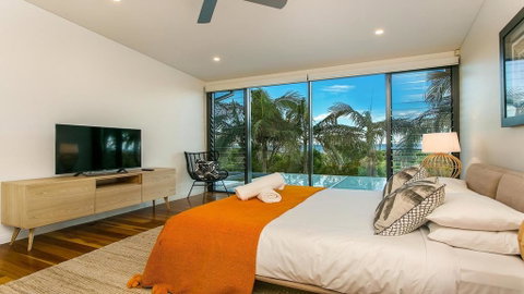Your Luxury Escape - Kiah 11 Beach House Ocean Views - Melbourne Tourism 1