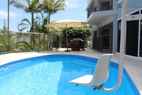 Zaffiro Beach House - Melbourne Tourism 1