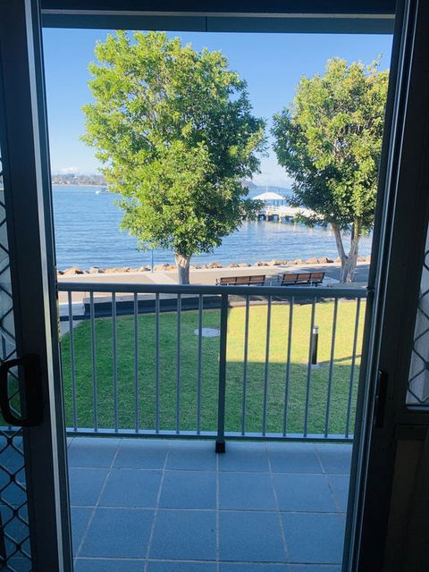 Zorba Waterfront Motel - Melbourne Tourism 3