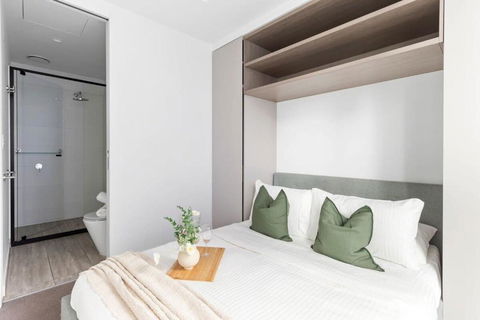 A 2BR Apt Near Melbourne Central & QV Market - Melbourne Tourism 1