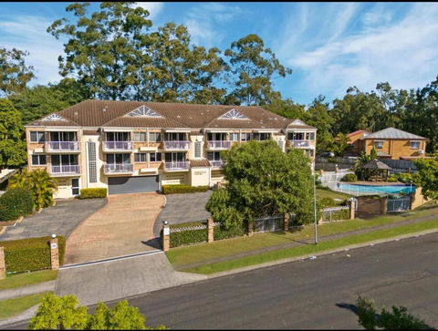 A 3 Bedders Close To Everything - Melbourne Tourism 1