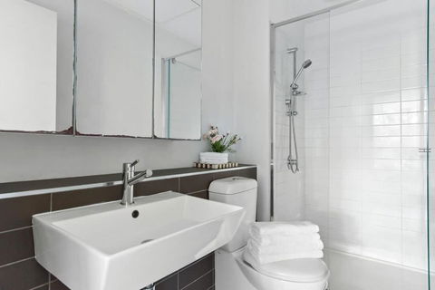 A Central Apt Right Next To Southern Cross - Melbourne Tourism 4