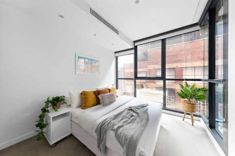 A Chic & Comfy 2BR Apt Near Federation Square - Melbourne Tourism 0