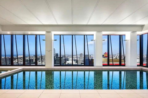 A Chic & Comfy 2BR Apt On Collins With City Views - Melbourne Tourism 2