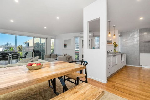 A Perfect Stay - Pelican Point - Melbourne Tourism 2