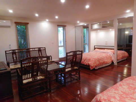 A Spacious Holiday Suite - Melbourne Tourism 4