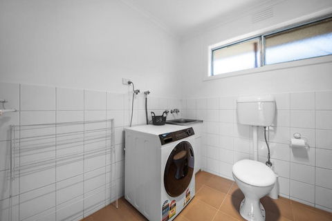 A Sweet Caroline Thomastown Stay - Melbourne Tourism 0