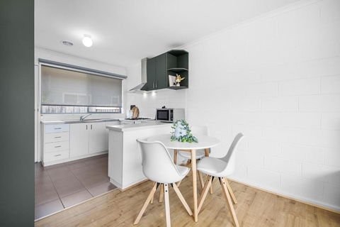 A Sweet Caroline Thomastown Stay - Melbourne Tourism 2