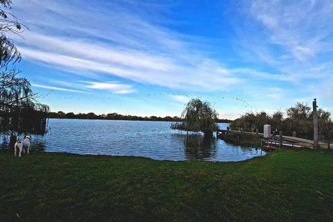 A Wake At Wellington - Melbourne Tourism 4