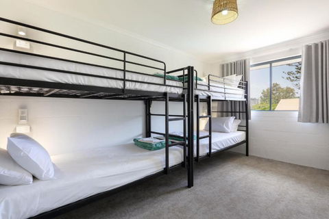 Abode Mooloolaba, Backpackers & Motel Rooms - Melbourne Tourism 2