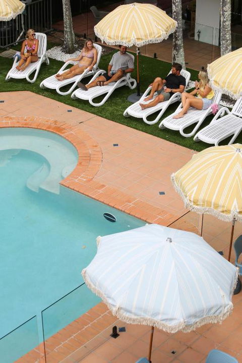 Abode Mooloolaba, Backpackers & Motel Rooms - Melbourne Tourism 3