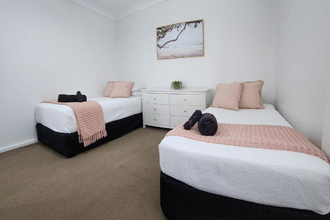 Abode On Market In The Heart Of Woolgoolga - Melbourne Tourism 3