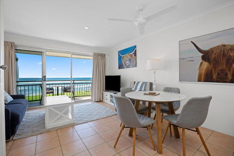 Absolute Beachfront Apartment 9T - Melbourne Tourism 0