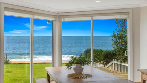 Absolute Beachfront Beauty - Pearl Beach - Melbourne Tourism 4