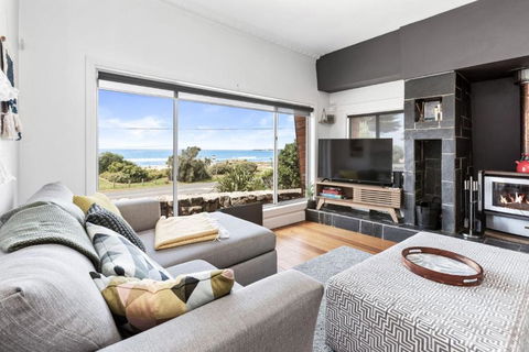 Absolute Beachfront Views Apollo Bay - Melbourne Tourism 0