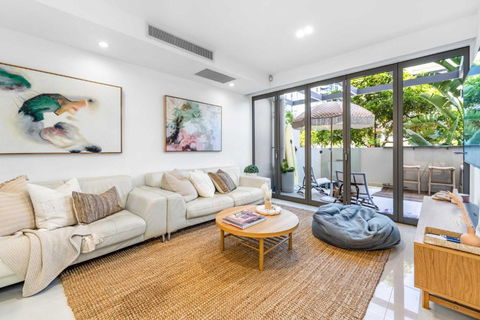 Absolute By Khove - Melbourne Tourism 3