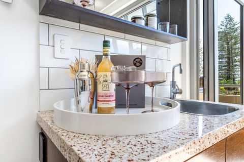 Absolute By Khove - Melbourne Tourism 4