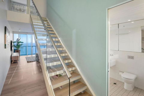 Air On Broadbeach 2 Level Private Apartment - CoastHM - Melbourne Tourism 4