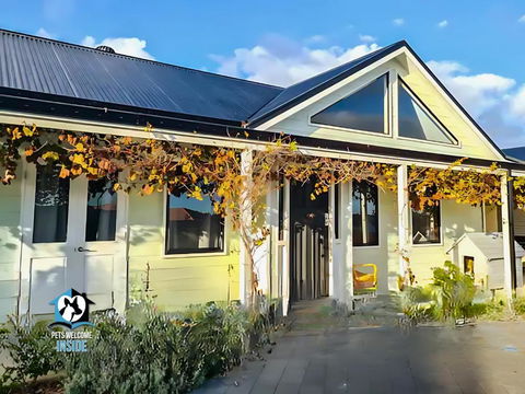 A Beautiful New Property, Walking Distance To The Beach In Esperance WA! - Melbourne Tourism 0