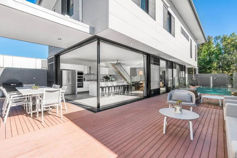 A Perfect Stay - Catalinas - Melbourne Tourism 1
