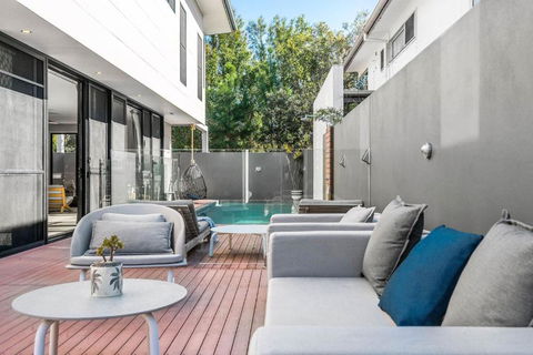 A Perfect Stay - Catalinas - Melbourne Tourism 3