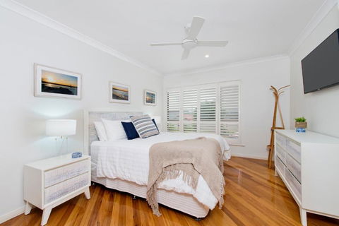 Adrift At Dolphin Cove Apt 5 - Riverfront Modern - Melbourne Tourism 4