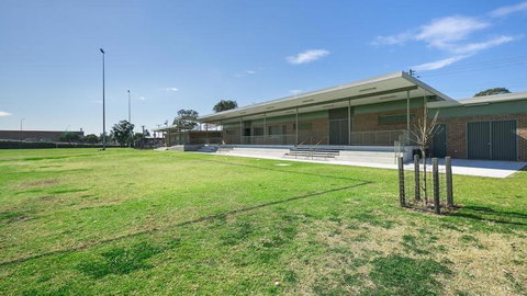 Aircabin - Guildford - 3 Beds Spacious House - Melbourne Tourism 4