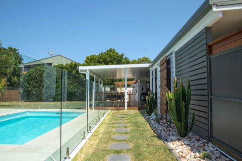 Al Fresco Residence In The Heart Of Point Lookout! - Melbourne Tourism 0