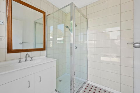 All Beached Out - 8 Guests, Cental, 450m To Beach! - Melbourne Tourism 3