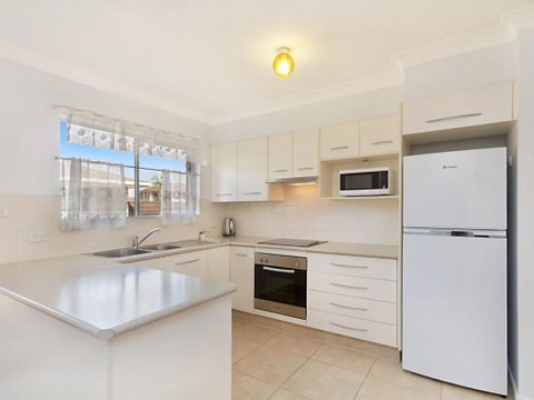 Allamanda Court Unit 6 - Melbourne Tourism 3