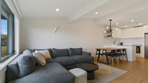 Alpine Heights 9 - Melbourne Tourism 1