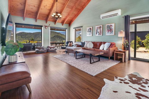 Alpine Twin Heights - Melbourne Tourism 0