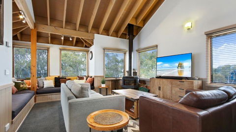 Altitude - Melbourne Tourism 1