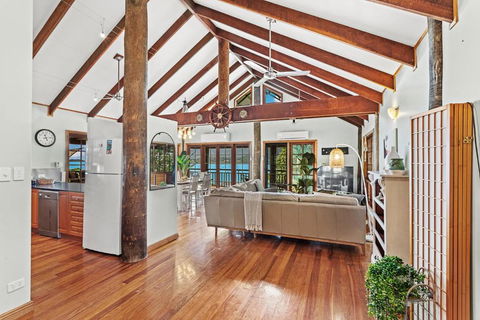 Amaroo On Airlie - Melbourne Tourism 1