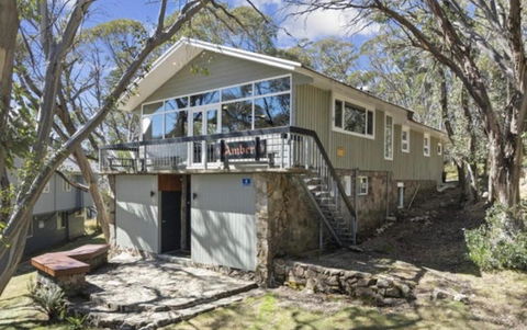 Amber Lodge Mt Buller - Melbourne Tourism 0