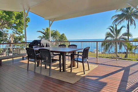 AMITY TREETOPS - Melbourne Tourism 0