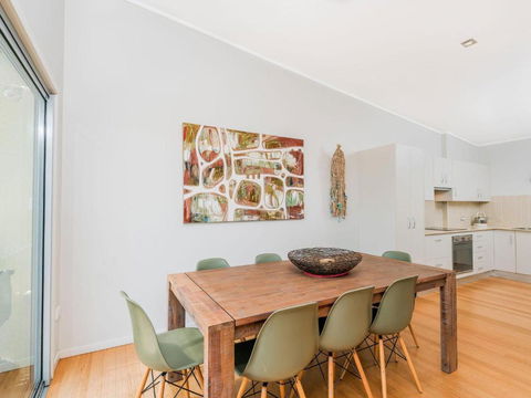 Angourie Blue 7 - Melbourne Tourism 4