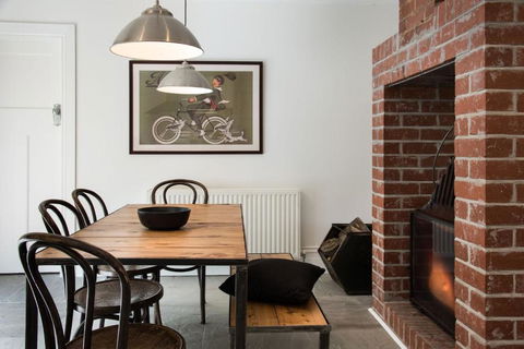 Annecy House - Melbourne Tourism 1