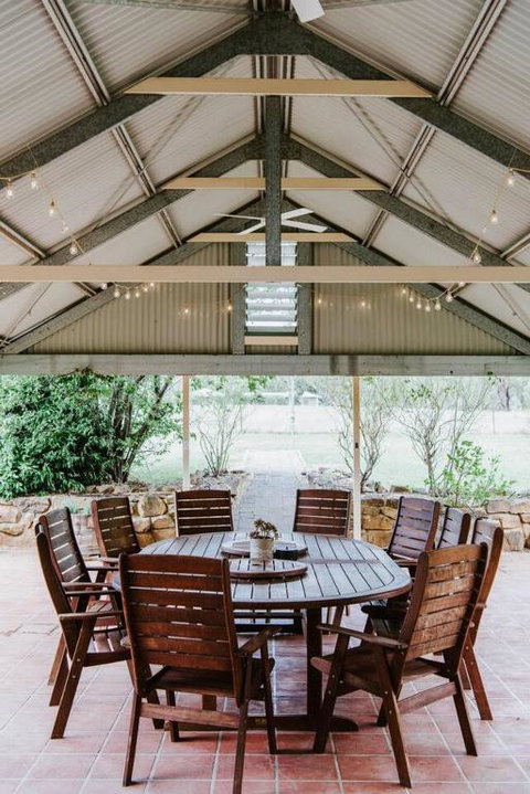 Anton Pavilion - Cheerful Country Solace In Mudgee - Melbourne Tourism 2