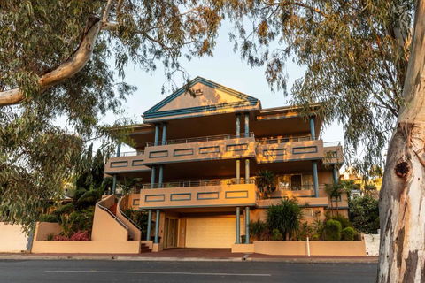 Apartment 1, 9 River Lane, Mannum - Melbourne Tourism 0