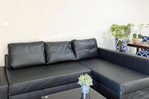 Apartment On The Hill - Melbourne Tourism 4