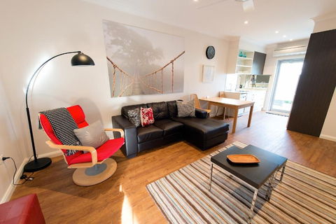 Apartments By Townhouse - Melbourne Tourism 4