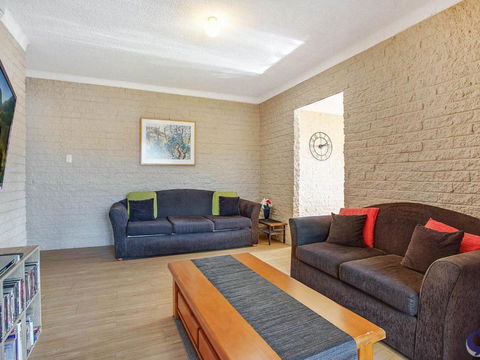 Apollo Unit 12 Ground Floor - Melbourne Tourism 2