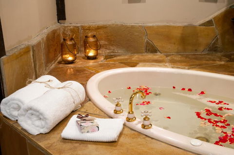 Aquila Nova Resort - Melbourne Tourism 4