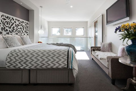 Arabella Meadows - Melbourne Tourism 2